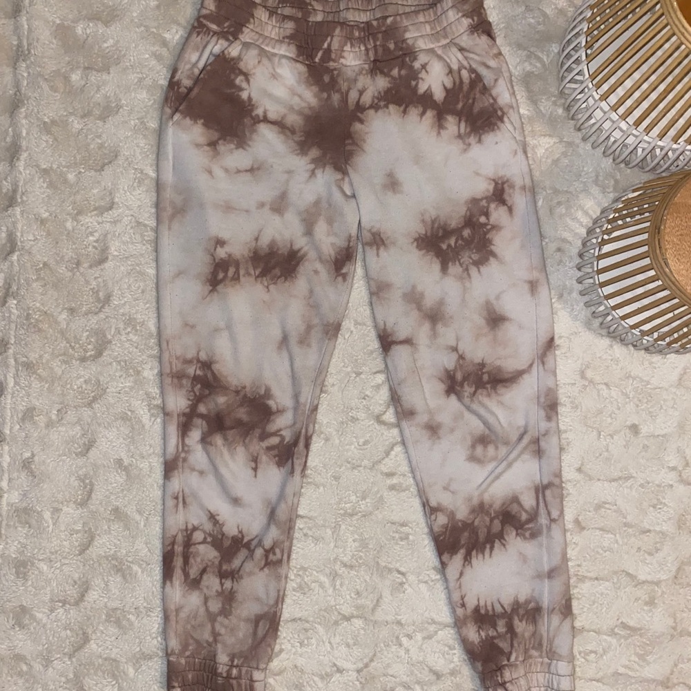 Forever 21 Tie-Dye Sweatpants- medium